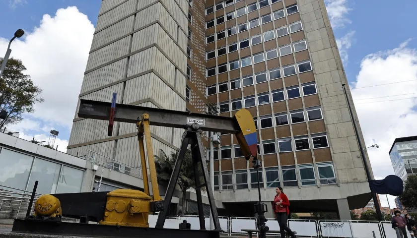 Una válvula para pozos petroleros en las instalaciones de Ecopetrol en Bogotá