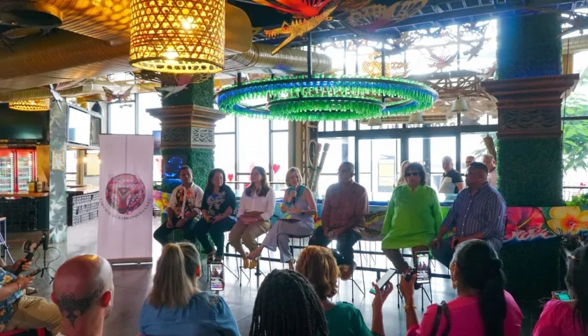 Organizadores del Carnaval del Verano Mar y Río 2023.