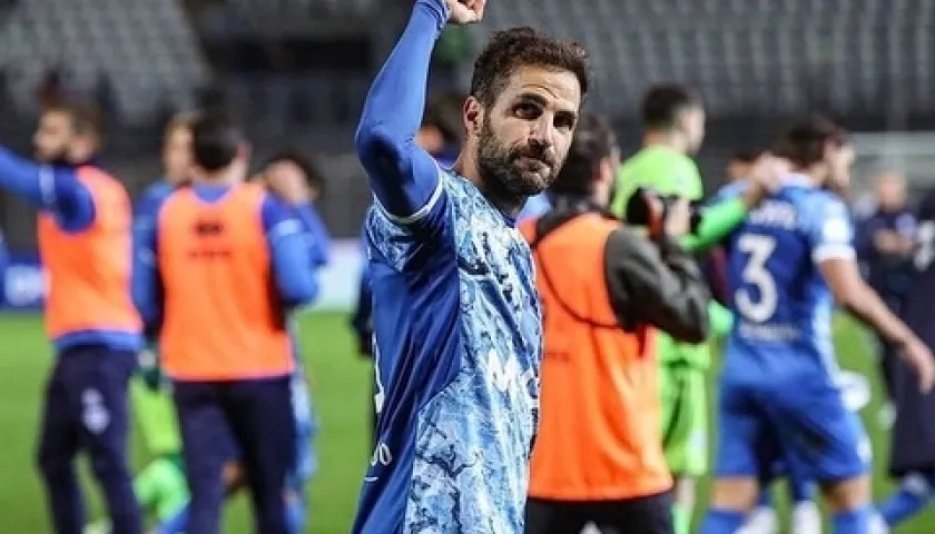 Cesc Fàbregas anunció su retiro.