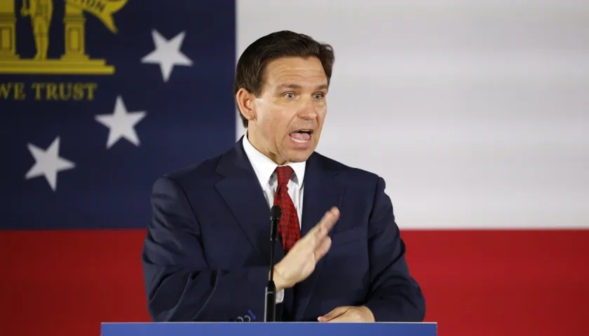 El gobernador de Florida y candidato a las primarias republicanas, Ron DeSantis.