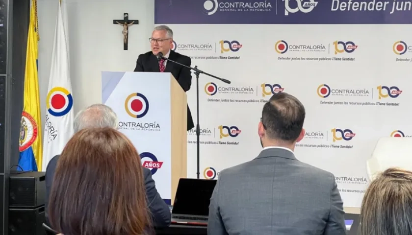 El ministro de Justicia, Néstor Osuna, durante su intervención en el foro de la Contraloría.