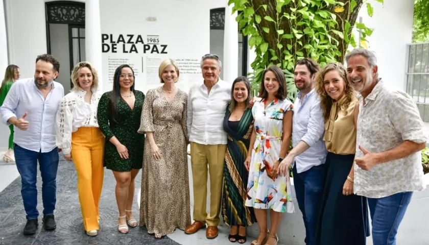 Ramiro Osorio, Diana Acosta, Pilar Ocampo, Juan José Jaramillo, José Aguirre, José Bedoya y Sandra Gómez, entre otros, en la rueda de prensa de este jueves.