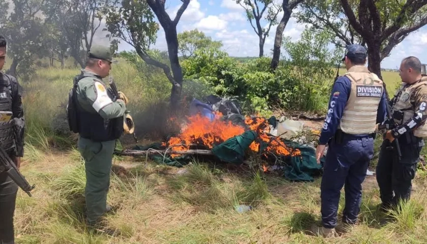 El campamento destruido.