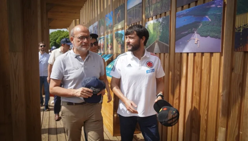 Rémy Rioux, director general de la Agencia Francesa de Desarrollo, y el Alcalde de Barranquilla Jaime Pumarejo.