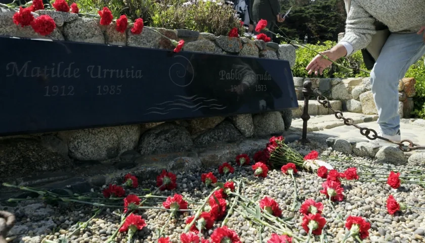 Tumba del poeta Pablo Neruda. 