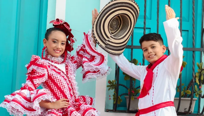 Victoria Rubio y Daniel López, Reyes Infantiles del Carnaval de la 44 2024