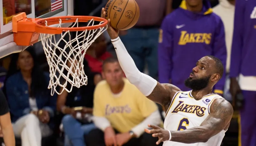 LeBron James, estrella de Los Ángeles Lakers. 