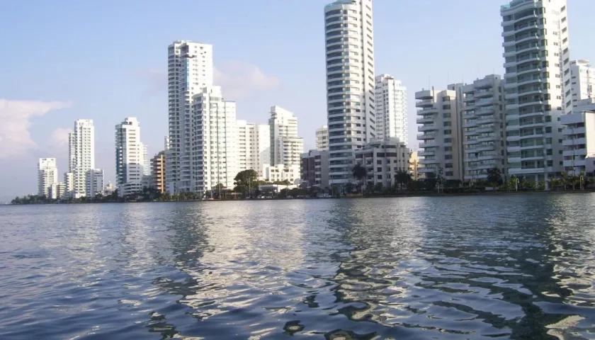 El nivel máximo de la marea en Cartagena llegaría este domingo a los 64 centímetros