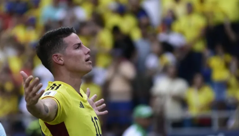 James Rodríguez celebrando en el estadio Metropolitano su gol ante Uruguay.