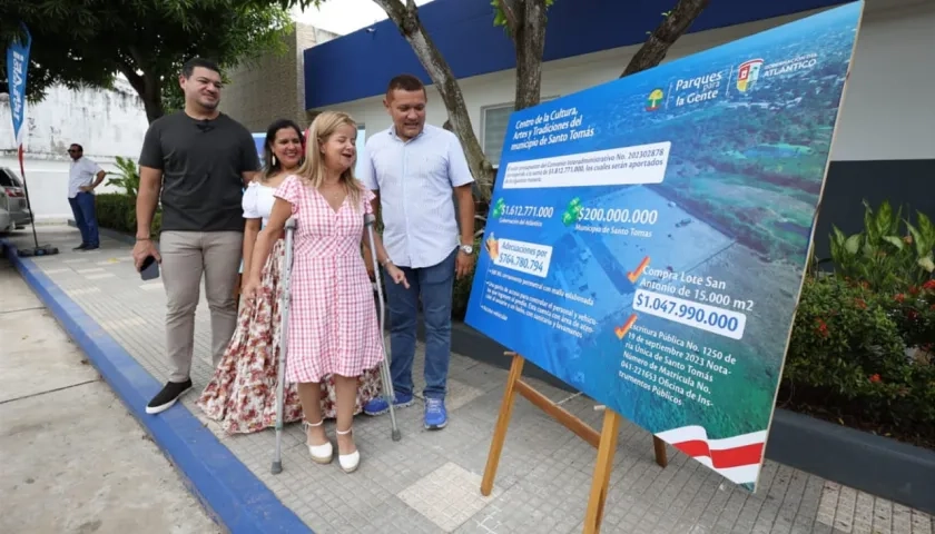 Elsa Noguera, Gobernadora del Atlántico en Santo Tomás.