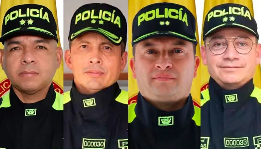 General Nicolás Alejandro Zapata Restrepo, nuevo Subdirector de la Policía, y seguidamente Tito Yesid Castellanos Tuay, Carlos Fernando Triana Beltrán y Carlos Humberto Rojas Pabón, quienes salen de la institución.
