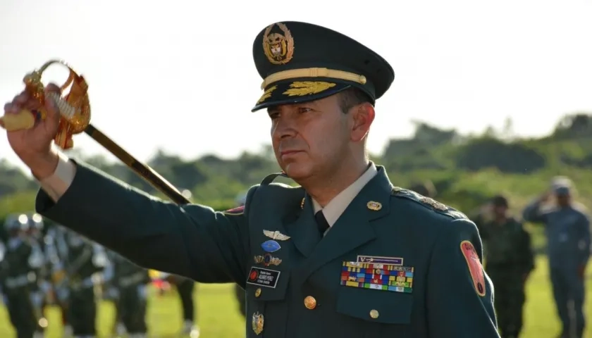 General Álvaro Vicente Pérez Durán se desempeñaba como segundo comandante del Ejército Nacional.