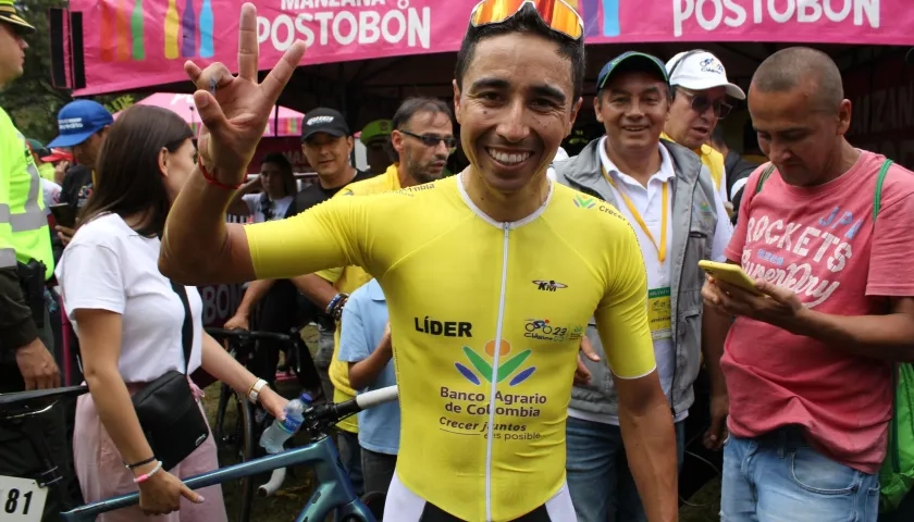 Aldemar Reyes tras ganar la última y coronarse bicampeón del Clásico RCN.