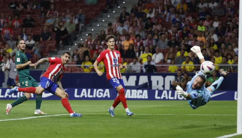 El primero de los goles de Ángel Correa para la remontada del Atlético de Madrid.