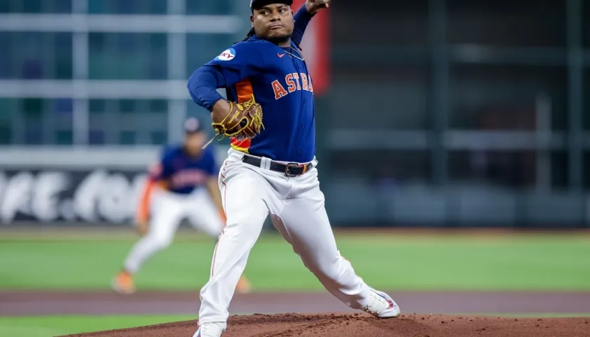 El zurdo Framber Valdez abrirá por los Astros el sexto juego, este domingo.