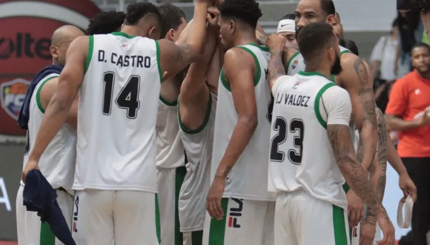 Cafeteros en uno de sus partidos de semifinal.