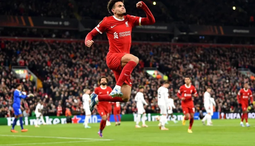 La celebración de Luis Díaz tras el gol con el que abrió el marcador para el Liverpool.