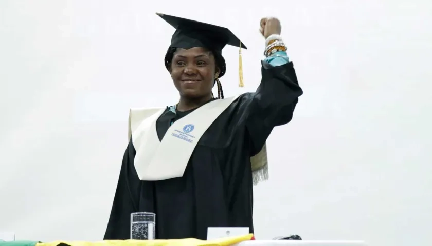 Francia Márquez, Vicepresidenta de la República, luego de recibir el Doctorado Honoris Causa en Educación por la Universidad Pedagógica Nacional.