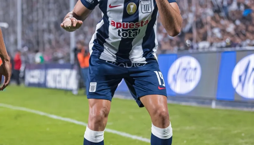 Pablo Sabbag, atacante barranquillero del Alianza Lima. 