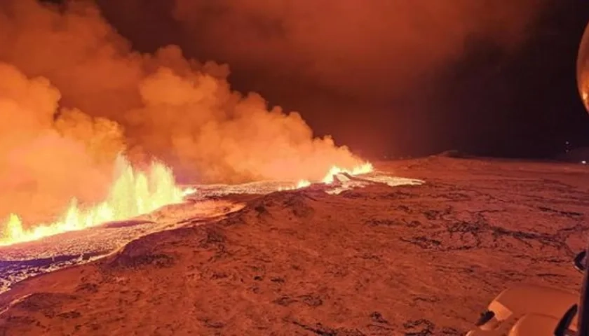 Momento preciso de la erupción del volcán