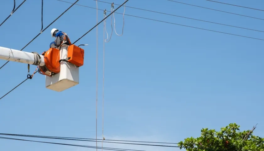 Air-e hace un llamado al no uso de serpentinas metalizadas.