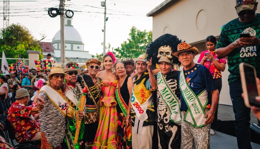 Alcaldía de Galapa exaltó a los Reyes del Carnaval 2024.