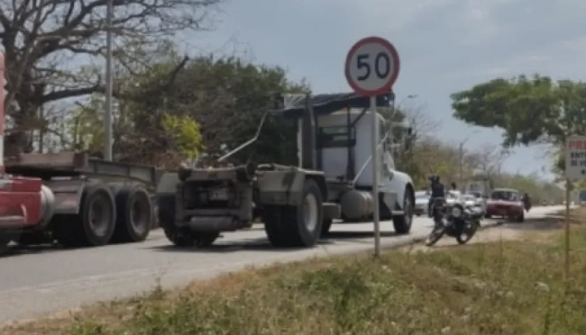 El motociclista chocó contra una chocó contra una volqueta de placa WPW 919. 