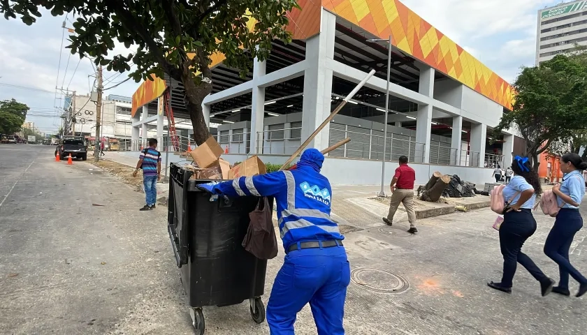 Se realizó una jornada de limpieza en la galería.