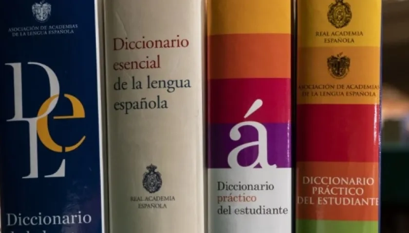 FundéuRAE propende por el buen uso del español en los medios de comunicación.