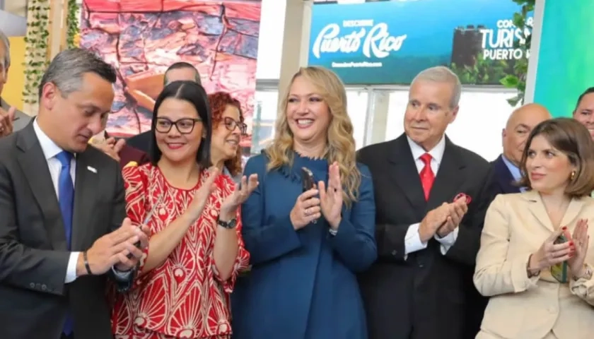 Carlos Mercado, Executive Director At Puerto Rico Tourism Company, Natalia Bayona, Director of the UNWTO, Paula Cortés President of ANATO, Raul Bustamante, GM at The Royal Sonesta San Juan and Virginia Messina, Senior VP at World Travel and Tourism Council