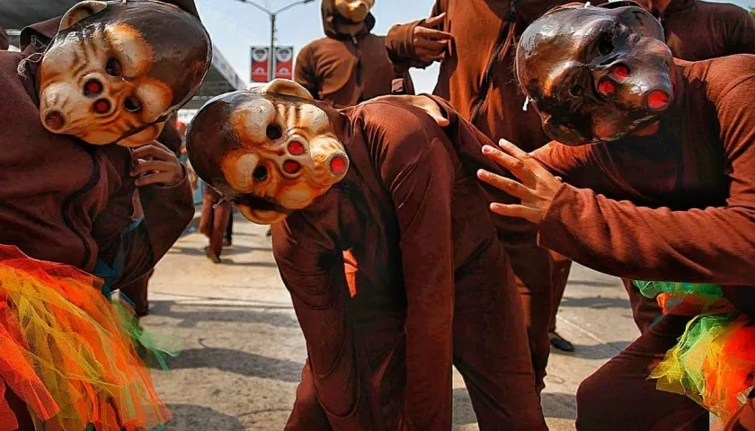 Los micos y micas hacen parte del patrimonio del Carnaval de Barranquilla