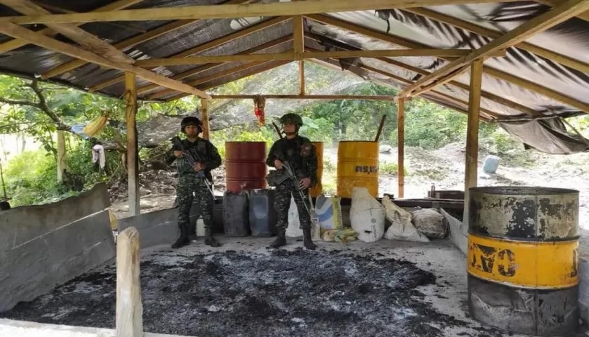 Eran dos laboratorios artesanales. 