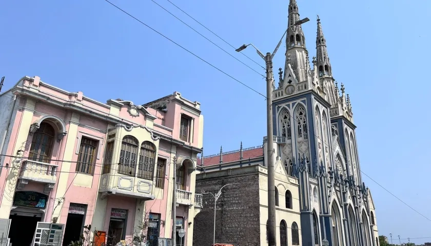 Propios y visitantes podrán admirar la belleza arquitectónica de las iglesias en Barranquilla.