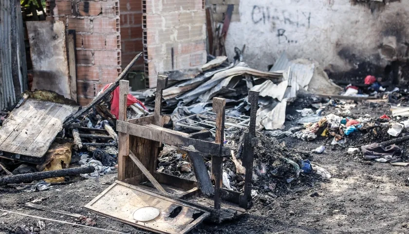 Así quedó el sector afectado por el incendio en el barrio Nelson Mandela