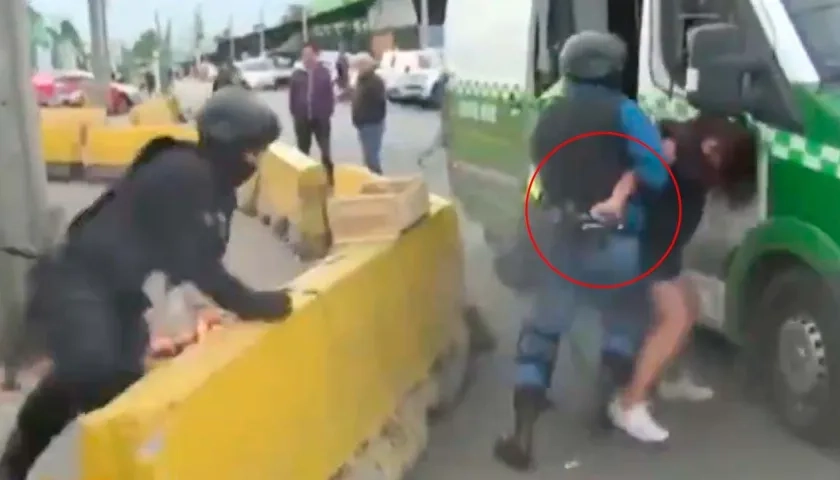 Momento en el que hiere a un Policía.