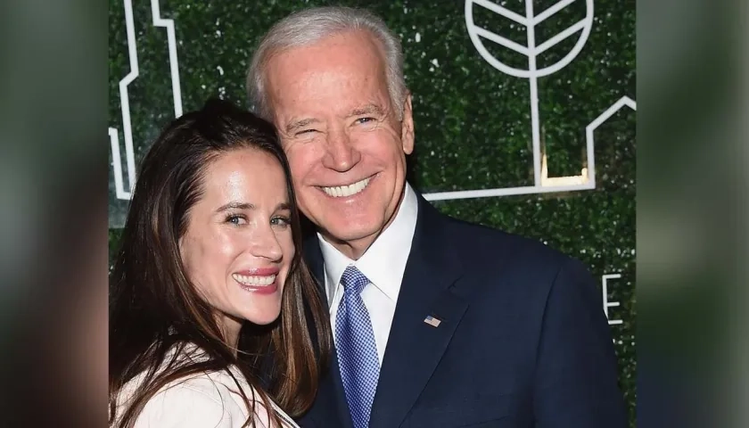 Ashley Biden junto a su padre Joe Biden.