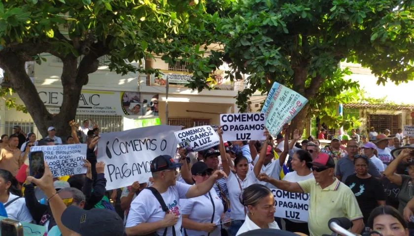 Protestas de usuarios del Magdalena