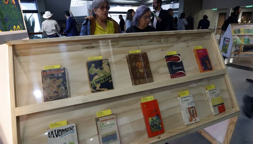 Ejemplares de 'La vorágine' en los estantes de la Feria Internacional del Libro.