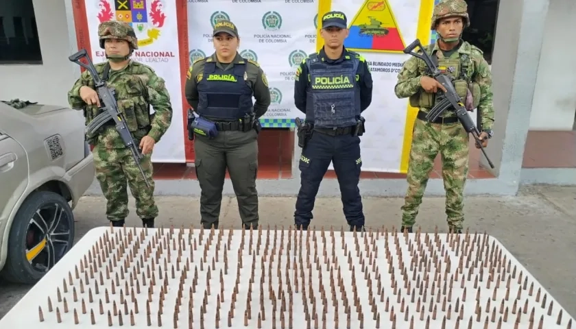 Halladas en cinco botellas plásticas. 