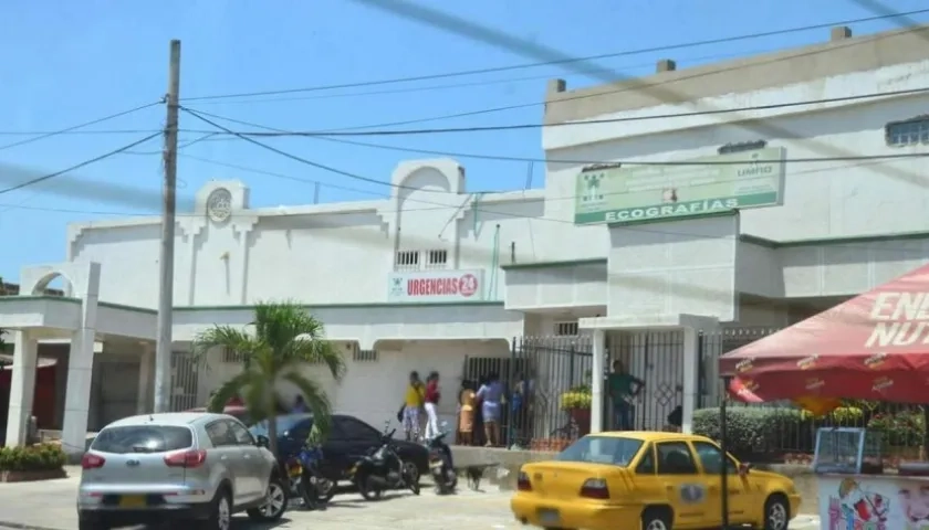 Fachada clínica San Ignacio. 