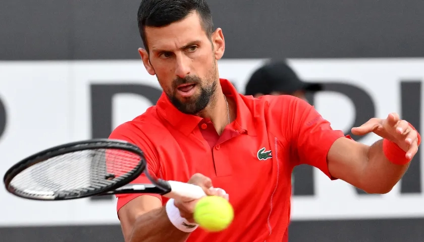 Novak Djokovic durante su partido contra el francés Corentin Moutet.