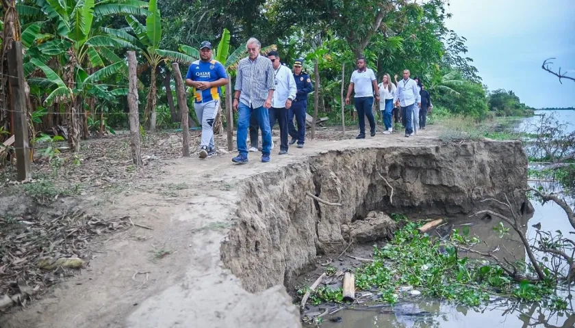 El gobernador Verano visitó la vereda de Caimital.