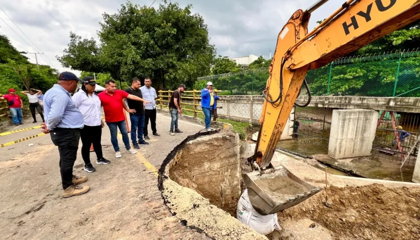 La alcaldesa Yenis Orozco en el inicio de las obras en el puente 'Los Remedios'