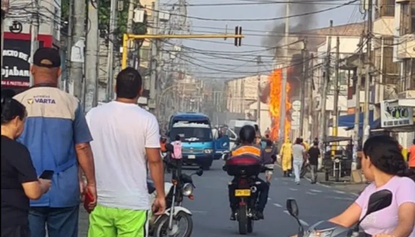 Momentos después de la explosión en Jamundí.