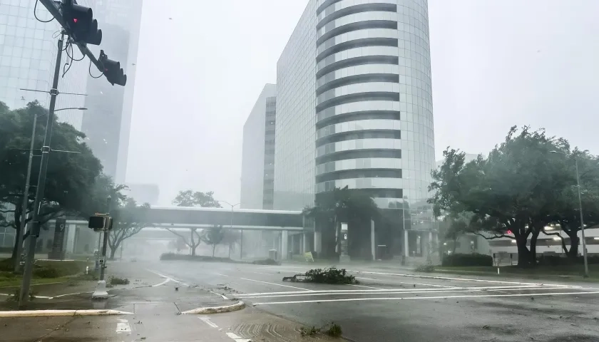 Paso del huracán en Houston.