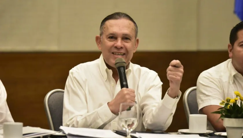 Efraín Cepeda, presidente del Senado.