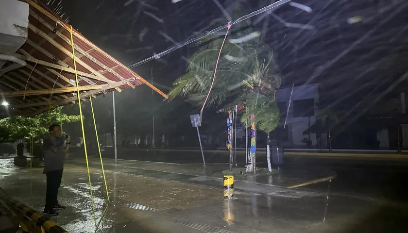 Lluvias durante la entrada del huracán.