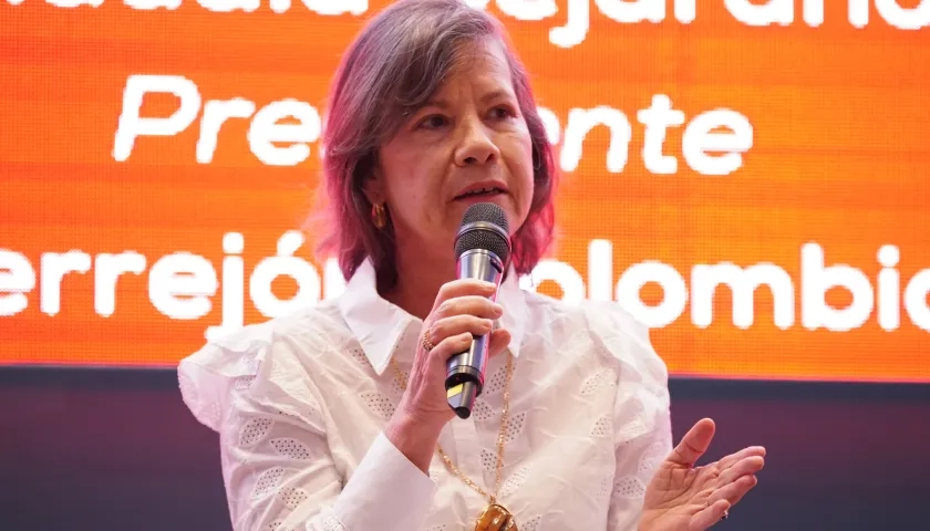 La presidenta de Cerrejón Claudia Bejarano en el congreso gremial de Analdex.