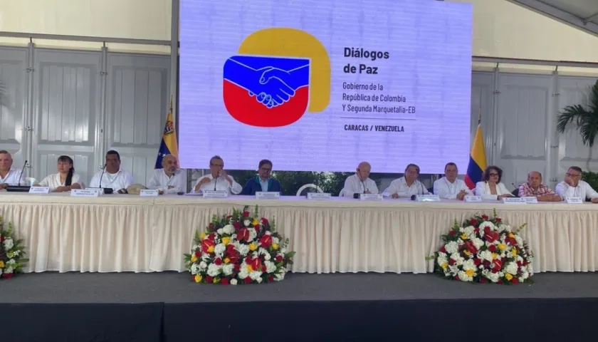 Encuentro entre las delegaciones en el coliseo de Tumaco, Nariño. 