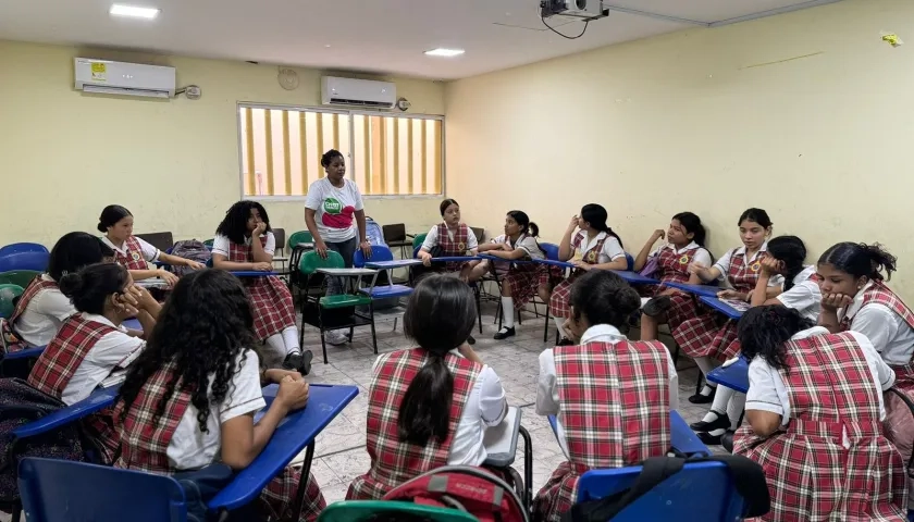 El programa ‘Chatlemos’ fue llevado a colegios de Barranquilla. 